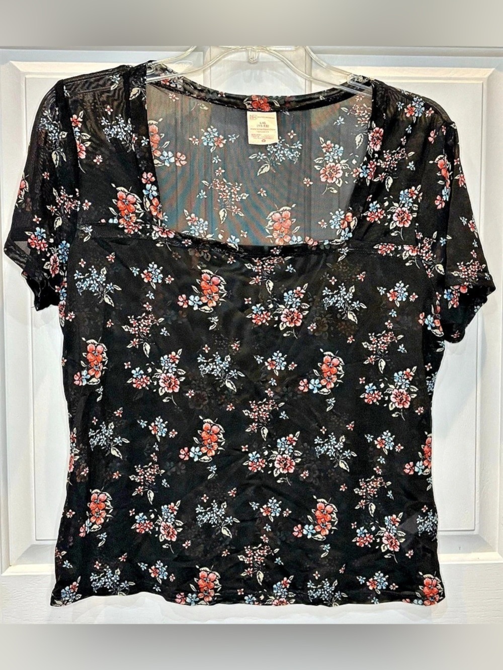 No Boundaries Women’s Floral Mesh Sheer Yoke Square Neck Short Sleeve Top Sz L